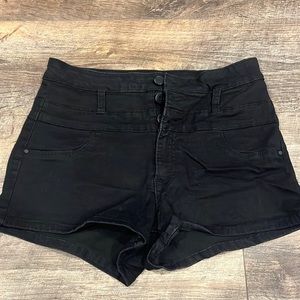 High waisted jean shorts. Black. Size 4